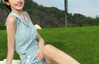 在线玩转“17吃瓜com”：一站式获取娱乐资讯