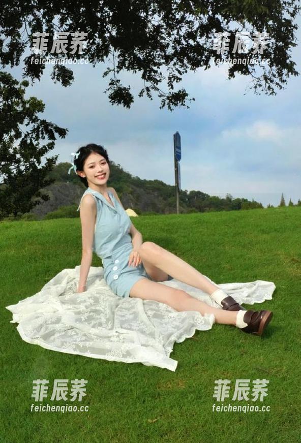 在线玩转“17吃瓜com”：一站式获取娱乐资讯
