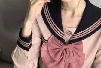 17吃瓜网最新app发布，轻松获取吃瓜消息，快来和小伙伴们互动吧！
