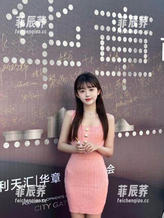 加入我们，17吃瓜网让你永不迷路，尽享娱乐圈每一个精彩瞬间的真实分享。