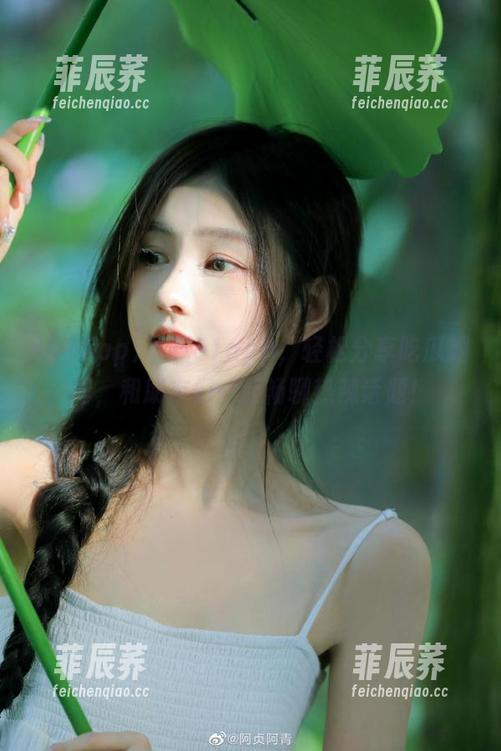 下载51app，轻松分享吃瓜趣闻，和朋友们一起畅聊热辣话题！