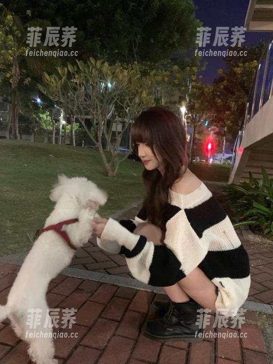 51吃瓜app带你走进娱乐世界，下载后不再错过任何八卦！
