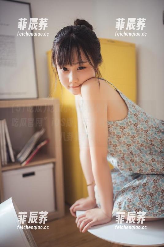 吃瓜小伙伴们快来，下载“51吃瓜官网”iOS版，天天看热搜，一起聊八卦真开心！
