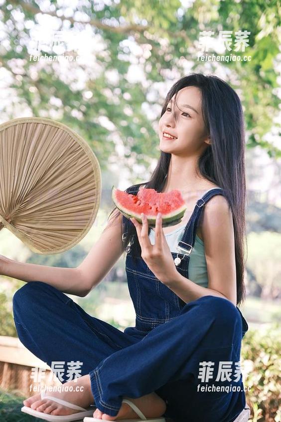 在线直达51黑瓜吃料网，最新入口让你吃瓜不停歇