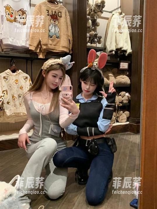 下载91cgcom，传送门带您畅游吃瓜世界的无限乐趣！