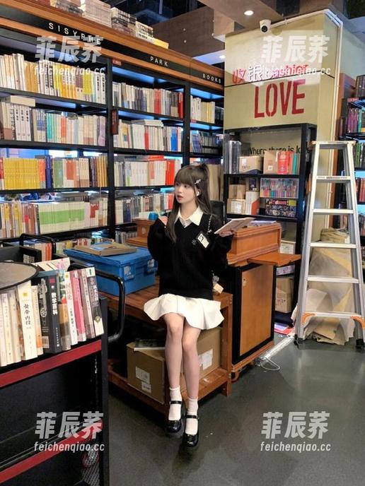 实时更新：hl155.ccm黑料消息引发的广泛关注与猜测