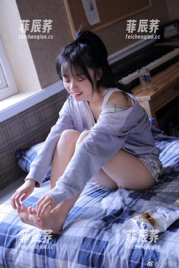 奇葩新闻！“hl155.ccm黑料”网页上那些让人哭笑不得的热门话题