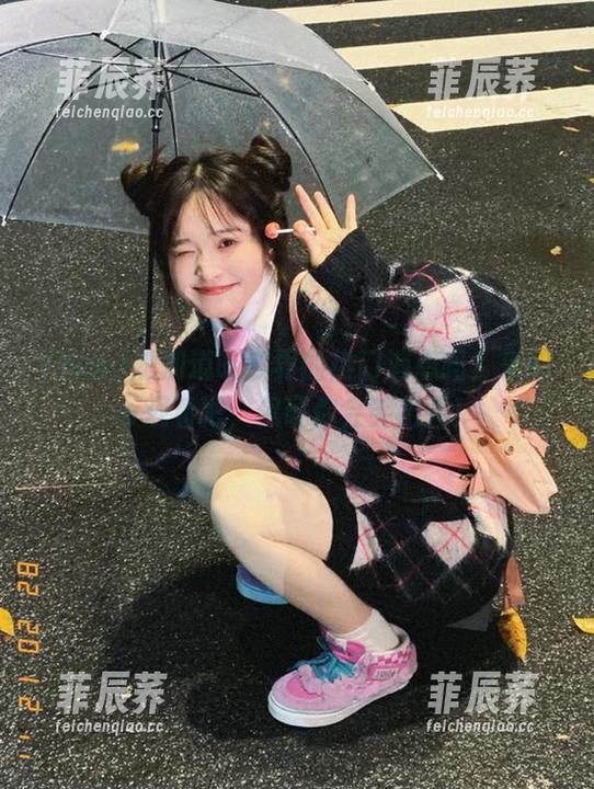 想知道吃瓜界的热门消息吗？来hlw观看吧，保证你会笑出声！