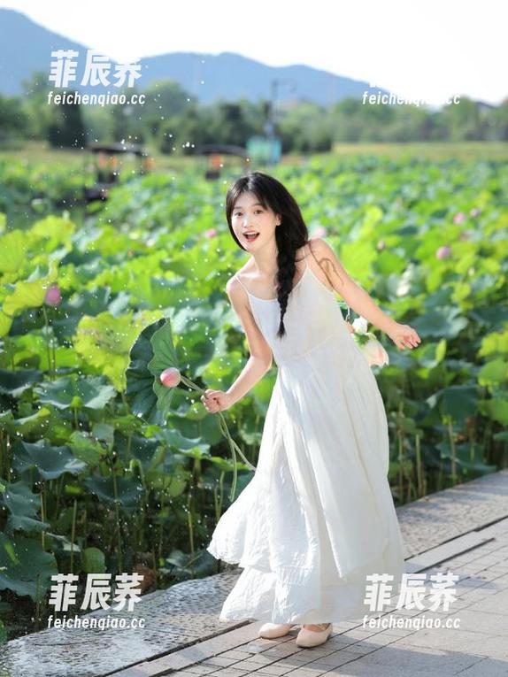 通过xgua99app，轻松获取最新的吃瓜消息，成为社交圈的焦点