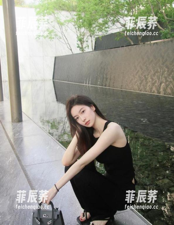 登录万篇长征黑料不打烊zztt11入口，第一时间掌握明星八卦和娱乐新闻！