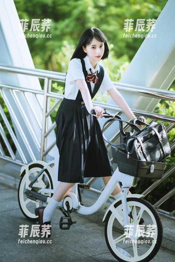 一键登录zzzttt黑料不打烊万篇长征，导航到最新动态，轻松获取你想吃的瓜讯息！