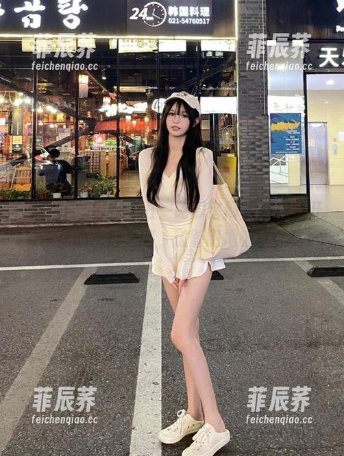 在“五一吃瓜官网网页版”开启永久的吃瓜之旅，随时随地畅享美味！