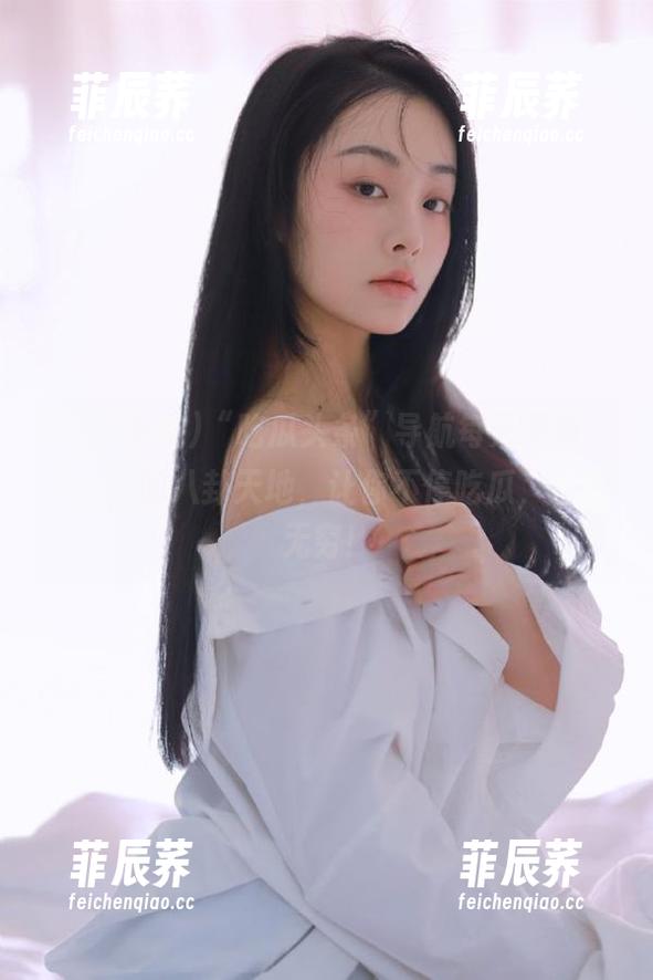 “吃瓜头条”导航每天更新，少女们的八卦天地，让你不停吃瓜，乐趣无穷！