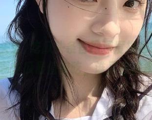 吃瓜头条官网深度揭秘，看看哪些瓜最值得吃，谁又在挑水