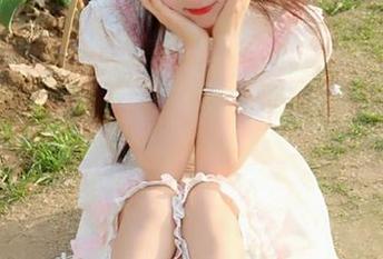 吃瓜不止是消遣，“吃瓜最前线”的内容值得我狂点赞和疯狂收藏！