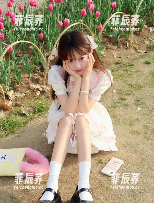 吃瓜不止是消遣，“吃瓜最前线”的内容值得我狂点赞和疯狂收藏！