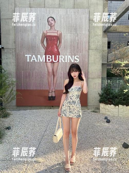 关注“51全国第一吃瓜网”，获取娱乐圈最新动态和八卦消息，立即访问网址地址！