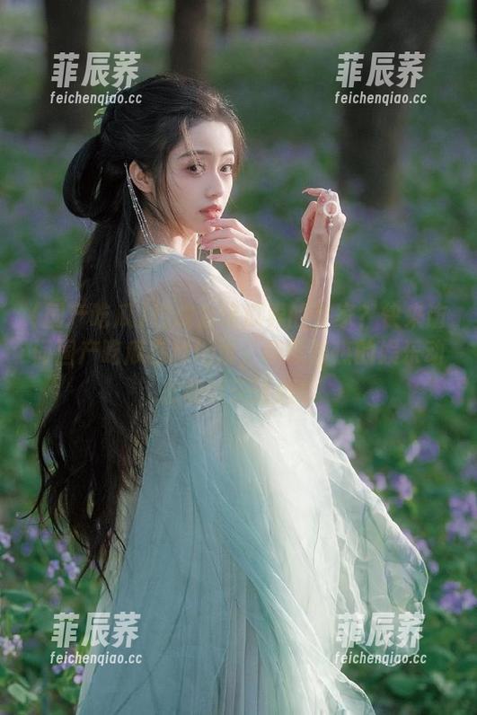 想成为吃瓜界的专家？快来访问国产吃瓜在线地址，获取最热的娱乐动态和聊天话题！