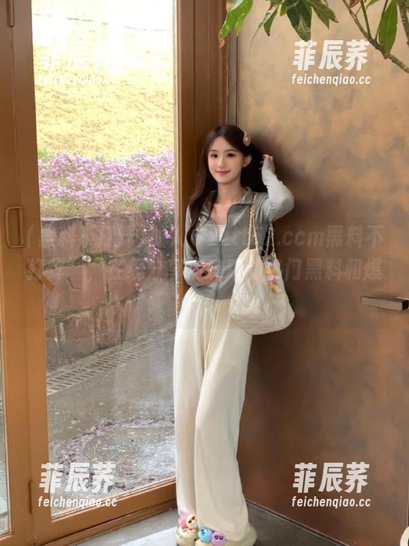 加入“zztt52.ccm黑料不打烊”，在线分享你追踪的热门黑料和爆料
