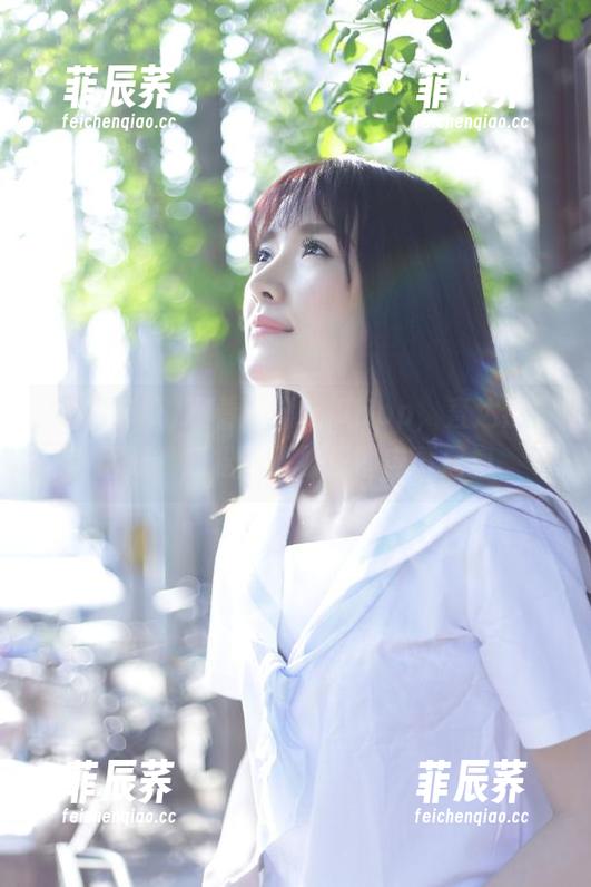 观看黑料吃瓜app，直达热门话题，轻松获取娱乐圈内幕信息